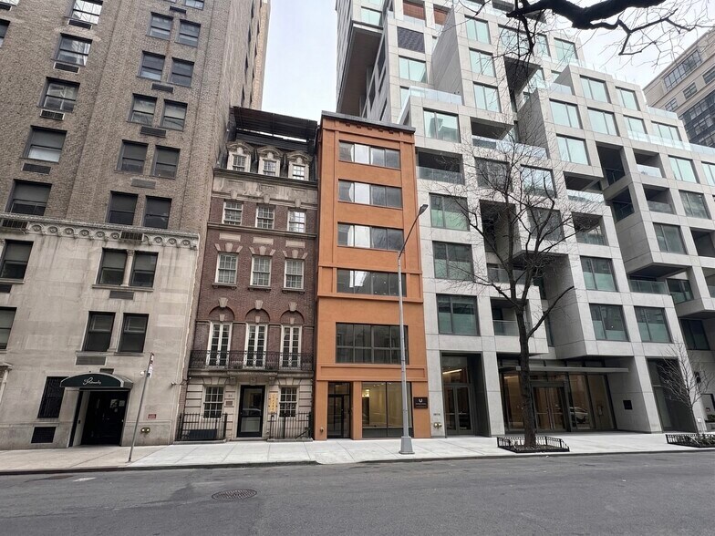 127 E 56th St, New York, NY à louer - Photo principale – Image 1 sur 9