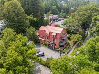 Plus de détails pour 41 Pleasant St, Woodstock, VT - Hôtellerie à vendre