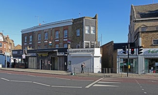 Plus de détails pour 28 Queenstown Rd, Londres - Local commercial à louer