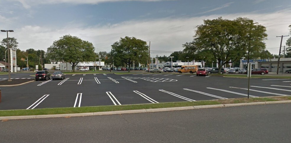 238-240 S West End Blvd, Quakertown, PA à louer - Photo de l’immeuble – Image 2 sur 11