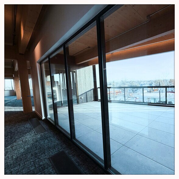 2422 E 7th St, Austin, TX à louer - Photo de l’immeuble – Image 3 sur 33