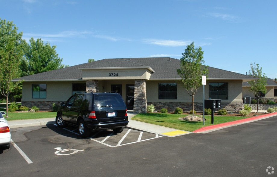 3724 N Plantation River Dr, Boise, ID à vendre - Photo principale – Image 2 sur 10