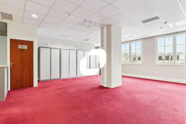 Plus de détails pour Bureau à louer
