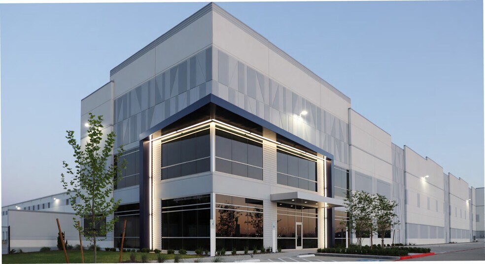 15600 Carpenters Logistics Dr, Channelview, TX à louer - Photo de l’immeuble – Image 2 sur 7