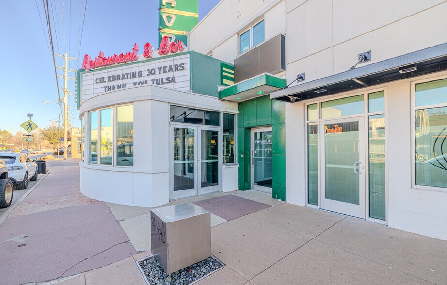 3401-3403 S Peoria Ave, Tulsa, OK à louer - Photo de l’immeuble – Image 1 sur 2