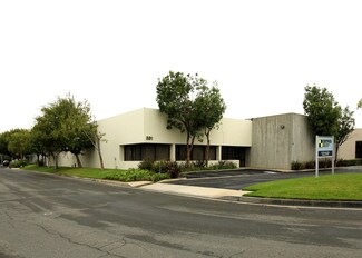 Plus de détails pour 331 W Levers Pl, Orange, CA - Industriel/Logistique à louer