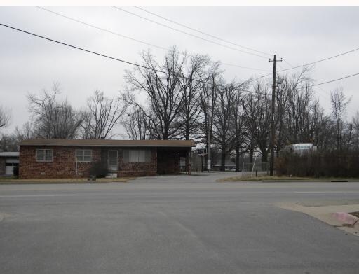 190 E Main St, Farmington, AR à vendre - Photo de l’immeuble – Image 2 sur 3