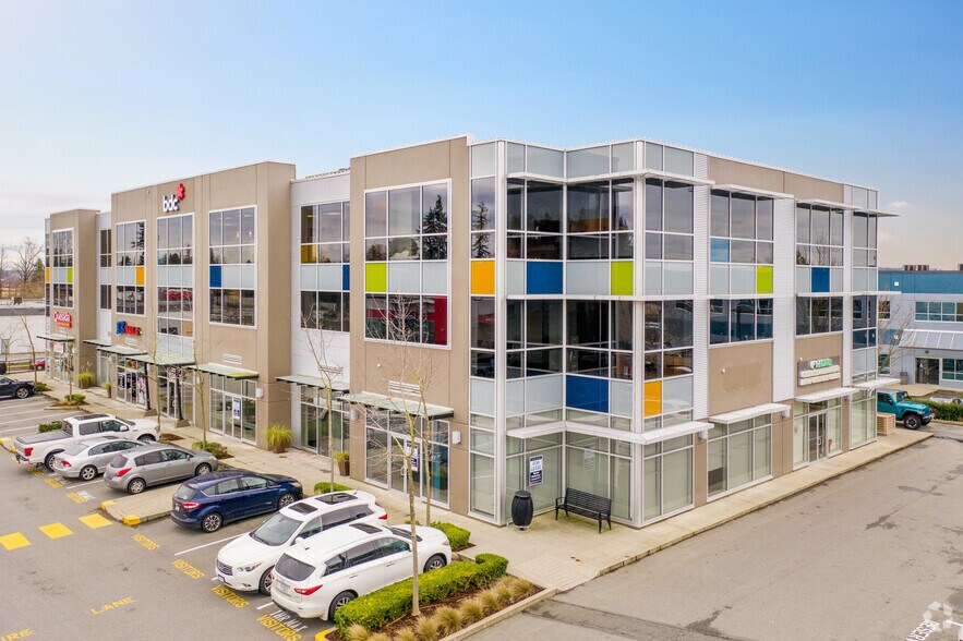 5577 153A St, Surrey, BC à louer - Photo de l’immeuble – Image 3 sur 5