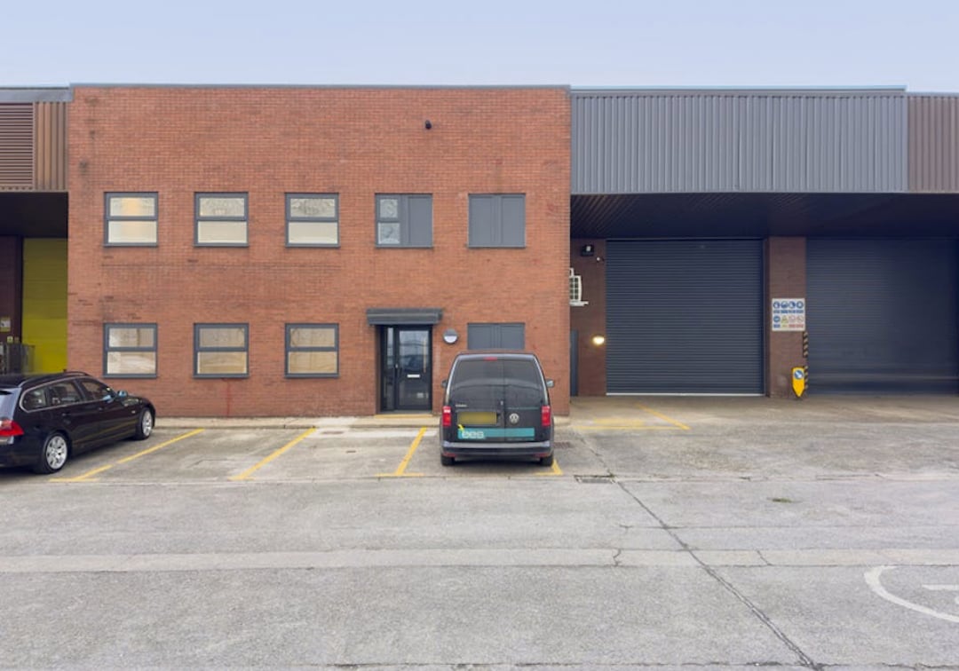 29-35 North Acton Rd, Londres à louer Photo de l’immeuble– Image 1 sur 3