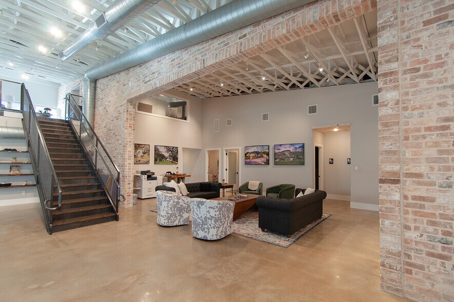 1645 Greens Prairie Rd W, College Station, TX à vendre - Photo de l’immeuble – Image 2 sur 57
