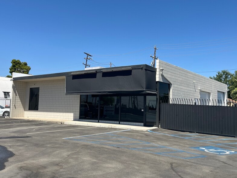 3100 Union Ave, Bakersfield, CA à louer - Photo de l’immeuble – Image 2 sur 9