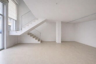 Local commercial dans Barcelone, Barcelona à louer Photo intérieure– Image 1 sur 3