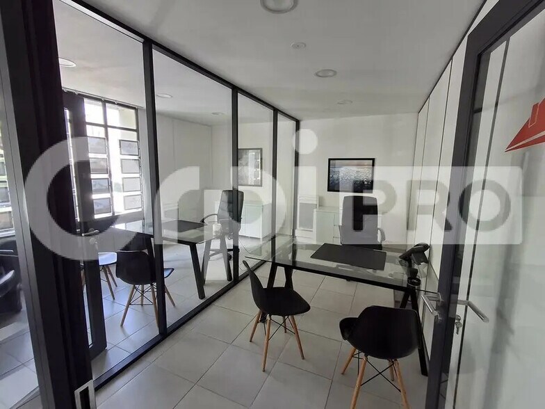 Local commercial dans Guérande à louer - Photo de l’immeuble – Image 3 sur 6