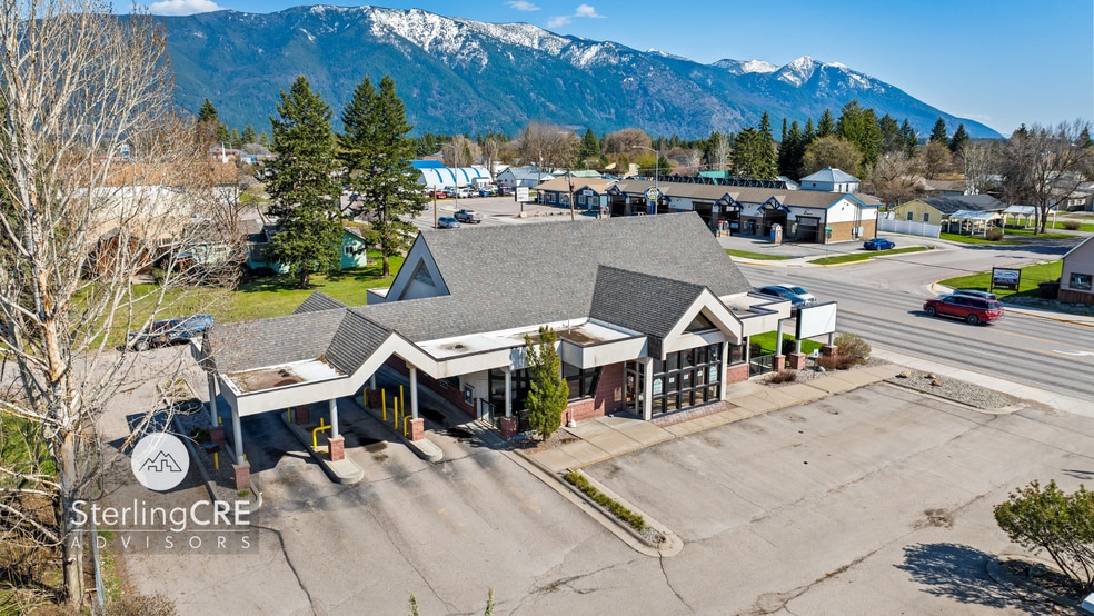 1015 9th St W, Columbia Falls, MT à louer - Photo de l’immeuble – Image 2 sur 20