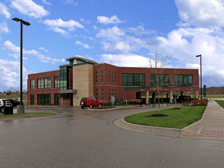 7960 W 135th St, Overland Park, KS à louer - Photo principale – Image 1 sur 5