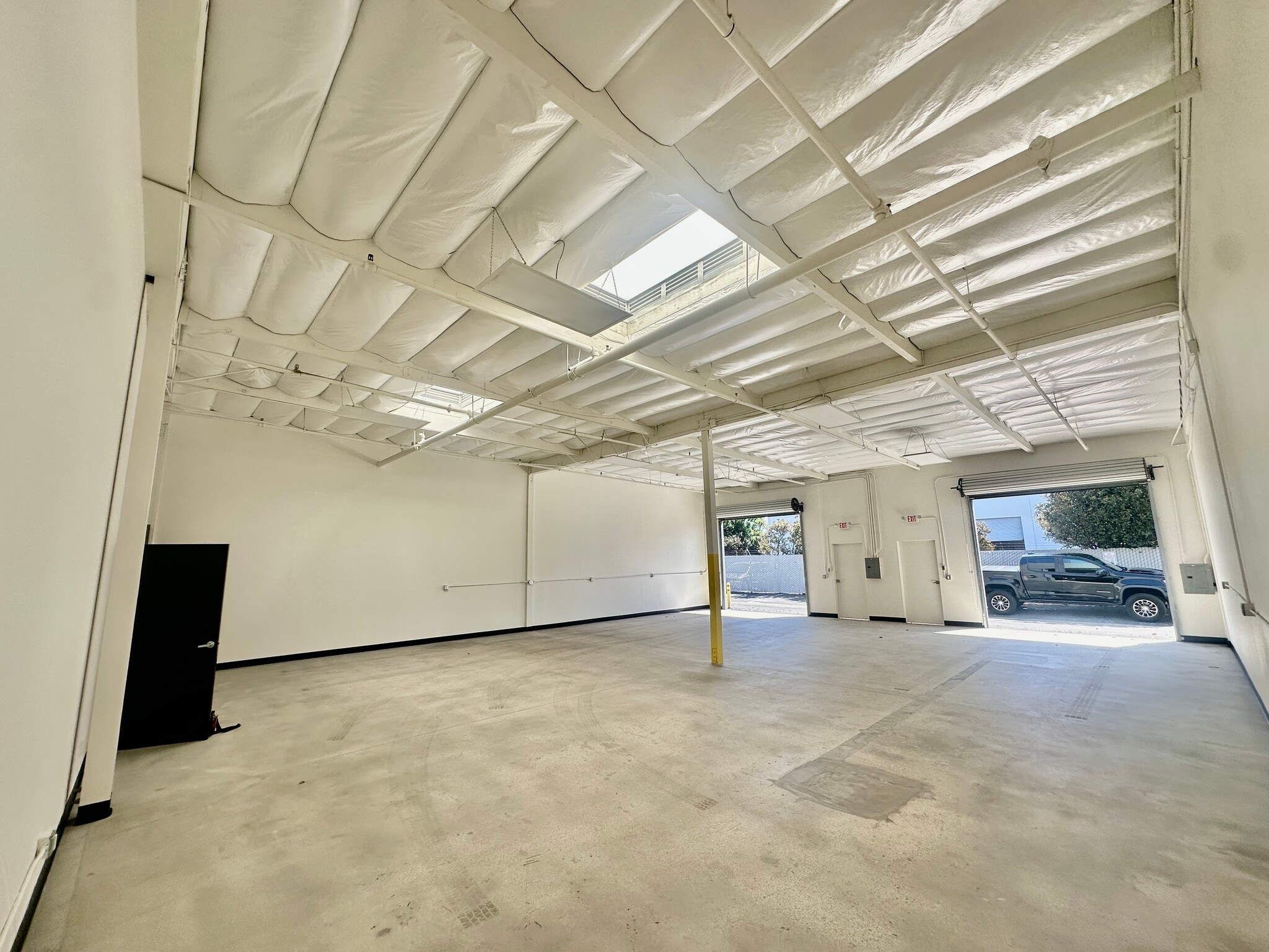 1523 W Struck Ave, Orange, CA à louer Photo intérieure– Image 1 sur 9