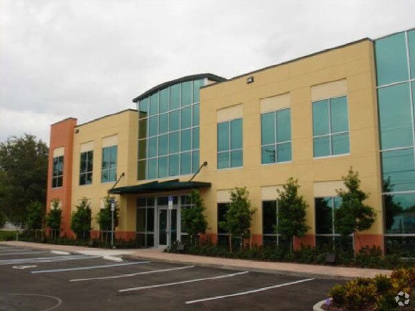 5127 S Orange Ave, Edgewood, FL à louer - Photo de l’immeuble – Image 2 sur 4