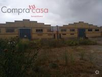 Industriel/Logistique dans Segovia, Segovia à vendre - Photo de l’immeuble – Image 2 sur 3
