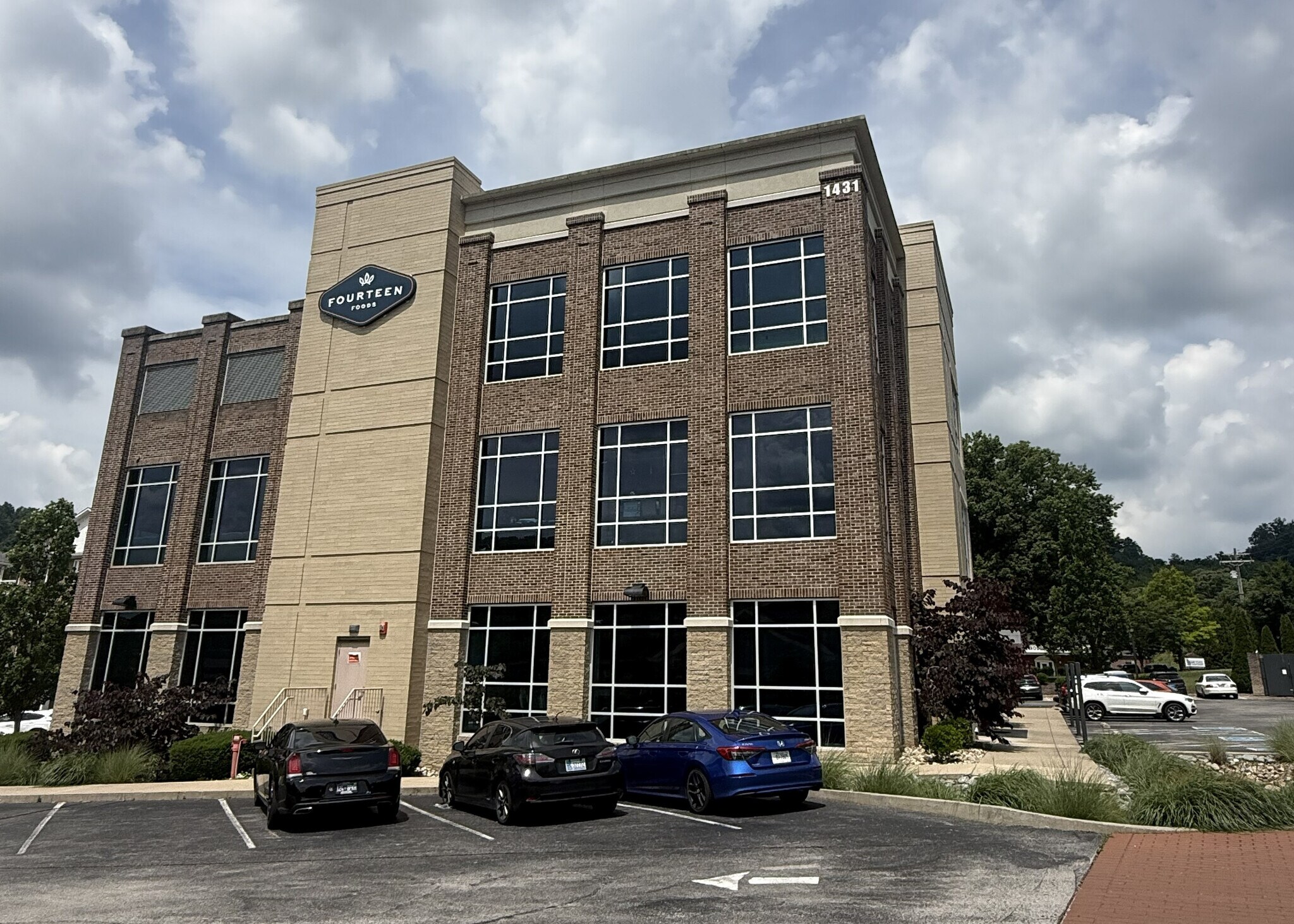 1431 Perrone Way, Franklin, TN à louer Photo de l’immeuble– Image 1 sur 9