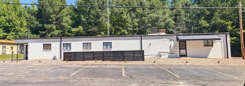 605 McLaurin St, Wadesboro, NC à louer - Photo principale – Image 1 sur 12