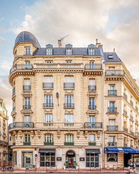 2 Rue De Villiers, Levallois-Perret à louer - Photo de l’immeuble – Image 2 sur 5