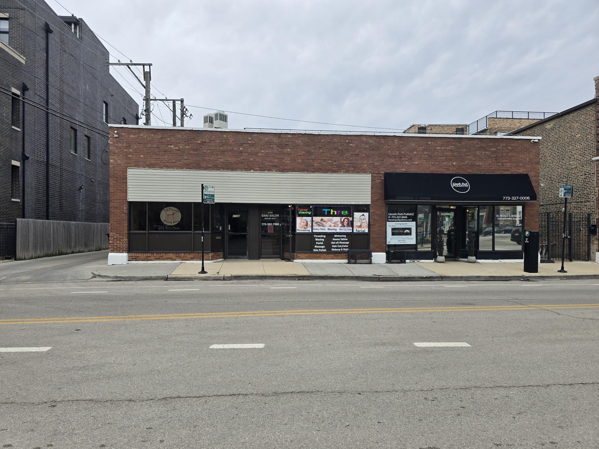 2752 N Southport Ave, Chicago, IL à louer Photo de l’immeuble– Image 1 sur 9