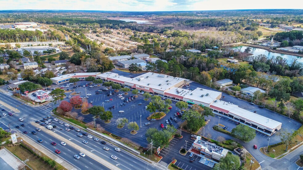 3111 Mahan Dr, Tallahassee, FL à louer - Photo de l’immeuble – Image 2 sur 11