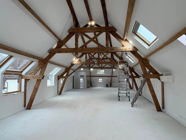 Plus de détails pour Bureau à vendre