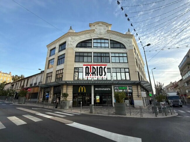 Plus de détails pour Bureau à vendre