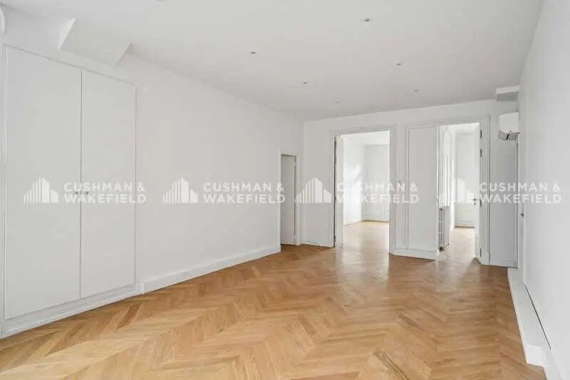 146 Boulevard Haussmann, Paris à louer - Photo de l’immeuble – Image 2 sur 12