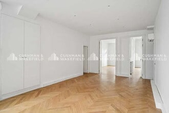 146 Boulevard Haussmann, Paris à louer Photo intérieure– Image 1 sur 6