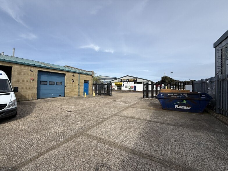 1-4 Enterprise Ct, Worthing à louer - Photo de l’immeuble – Image 3 sur 3