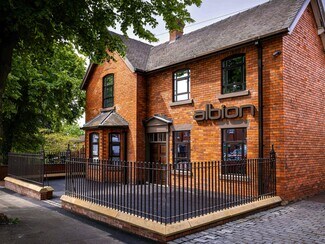 Plus de détails pour 23 Albert St, Newcastle - Bureau à louer