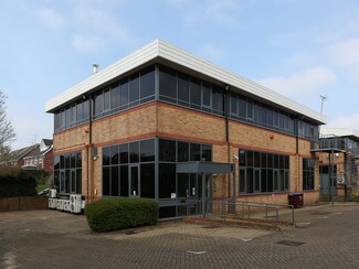 Plus de détails pour Beaconsfield Rd, Hatfield - Bureau à louer