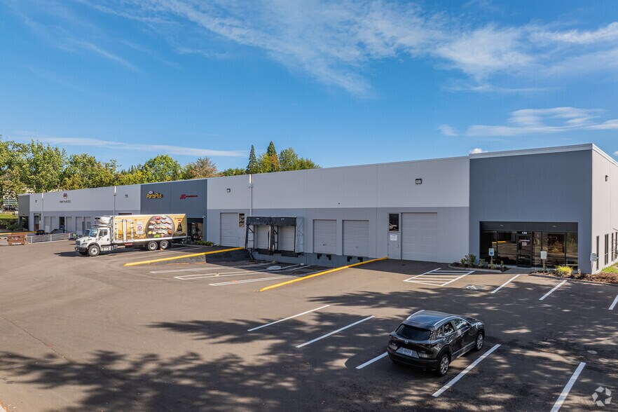 7500 SW Tech Center Dr, Tigard, OR à louer - Photo principale – Image 1 sur 4