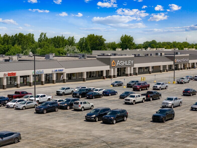 2268-2580 Tittabawassee Rd, Saginaw, MI à vendre - Photo de l’immeuble – Image 3 sur 5