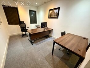 1390 Uxbridge Rd, Uxbridge à louer Photo intérieure– Image 1 sur 1