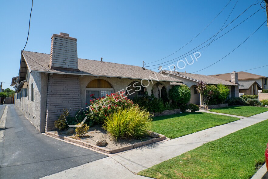 5941 Kingman Ave, Buena Park, CA à vendre - Photo de l’immeuble – Image 2 sur 14