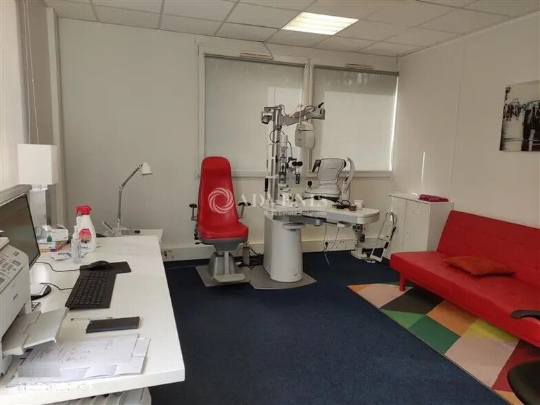 Bureau dans Vendôme à vendre - Photo intérieure – Image 2 sur 5