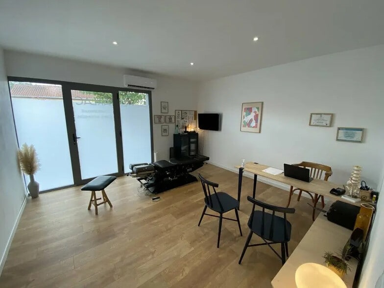 Local commercial dans Mérignac à vendre - Photo de l’immeuble – Image 2 sur 5