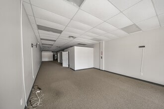 1102-1192 W Kemper Rd, Cincinnati, OH à louer Photo intérieure– Image 2 sur 10