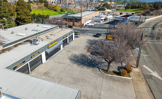 2425 Pacheco Blvd, Martinez, CA à vendre - Photo de l’immeuble – Image 2 sur 7