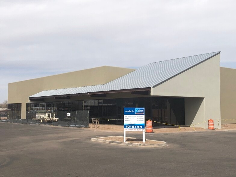 8325-8333 2nd St NW, Los Ranchos De Albuquerque, NM à louer - Photo de l’immeuble – Image 3 sur 5