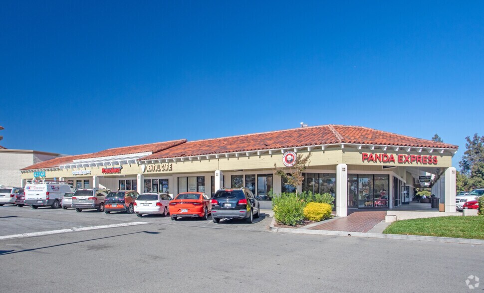 171-185 Branham Ln, San Jose, CA à louer - Photo de l’immeuble – Image 2 sur 6