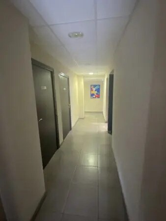 Bureau dans Saint-Estève à vendre - Photo de l’immeuble – Image 2 sur 3