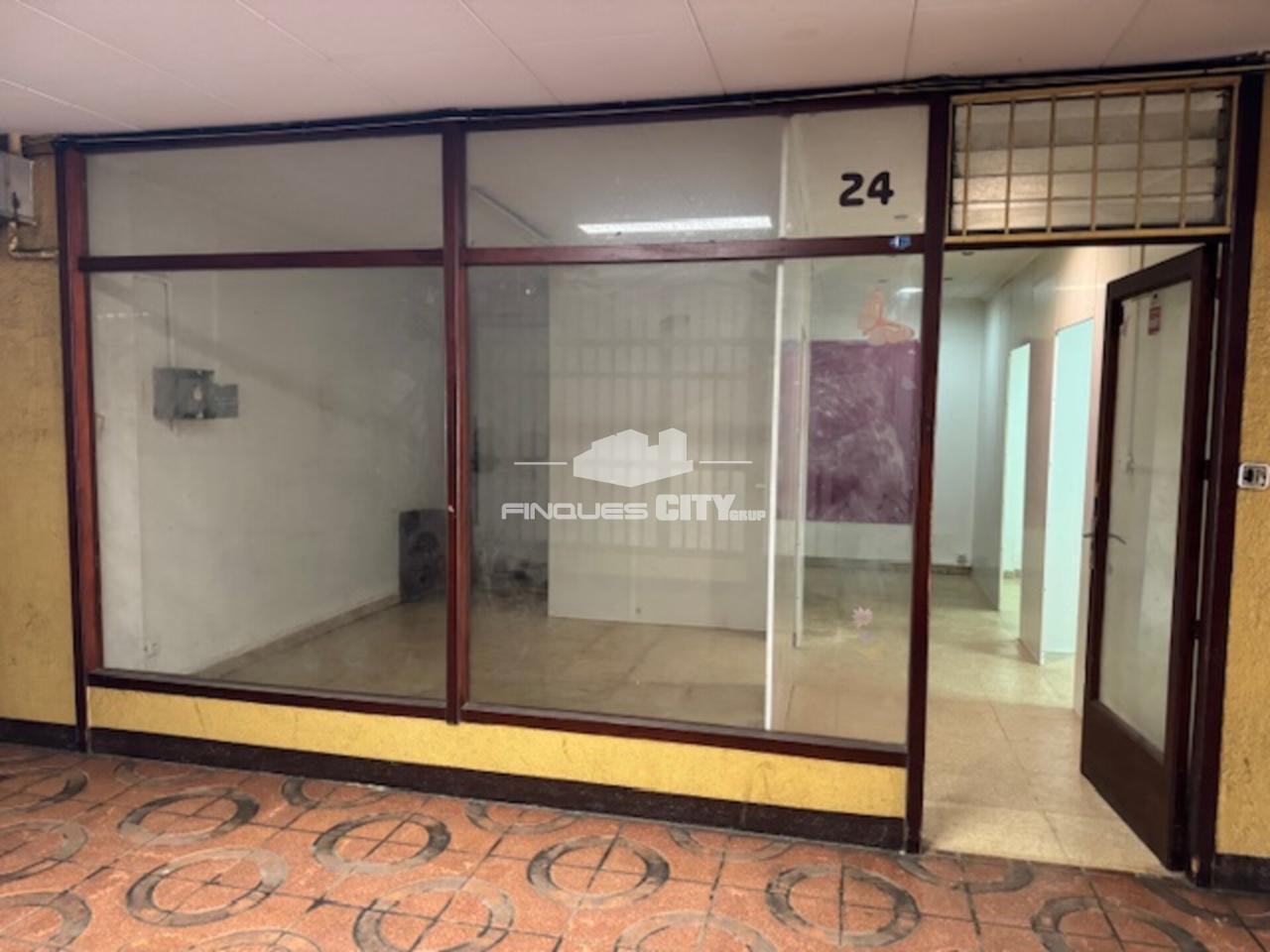 Immeuble residentiel dans Calella, Barcelona à vendre Photo intérieure– Image 1 sur 2