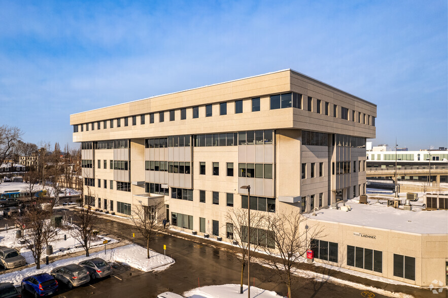 1100-1200 Av Beaumont, Mt Royal, QC à louer - Photo de l’immeuble – Image 3 sur 4