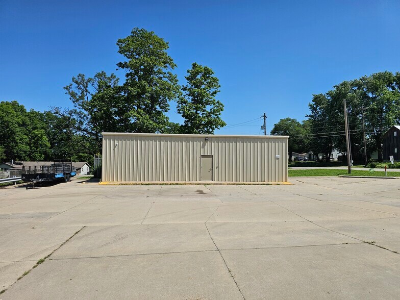 332 Main St, Carbondale, KS à vendre - Photo de l’immeuble – Image 3 sur 11