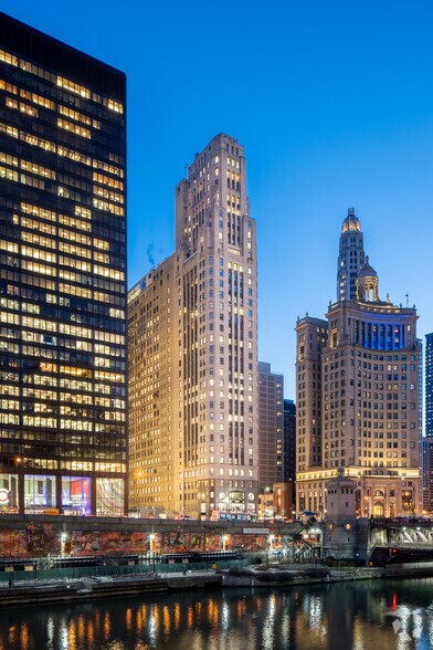 333 N Michigan Ave, Chicago, IL à louer - Photo de l’immeuble – Image 2 sur 3