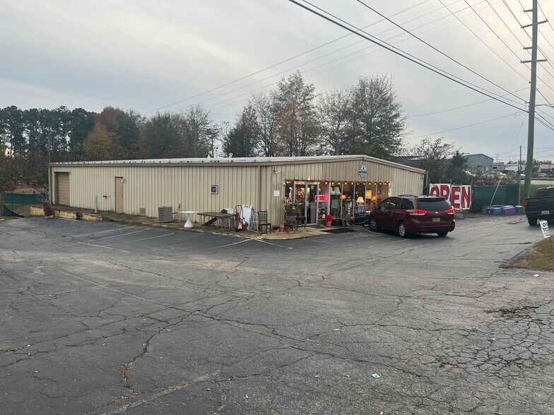 13021A Veterans Memorial Hwy, Douglasville, GA à louer - Photo de l’immeuble – Image 3 sur 4
